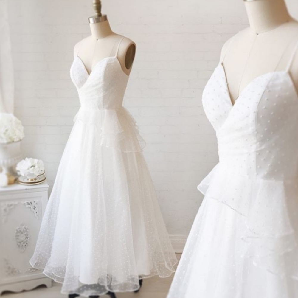 Bariano Lauvia Swiss Dot Wedding Dress, size 6